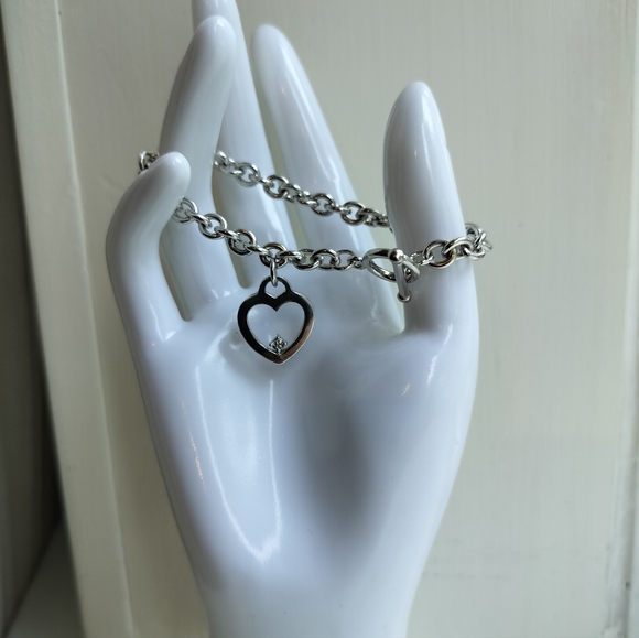 925 Jewelry - 7" Sterling Silver Toggle Bracelet W/Heart Chaped Charm Women's
